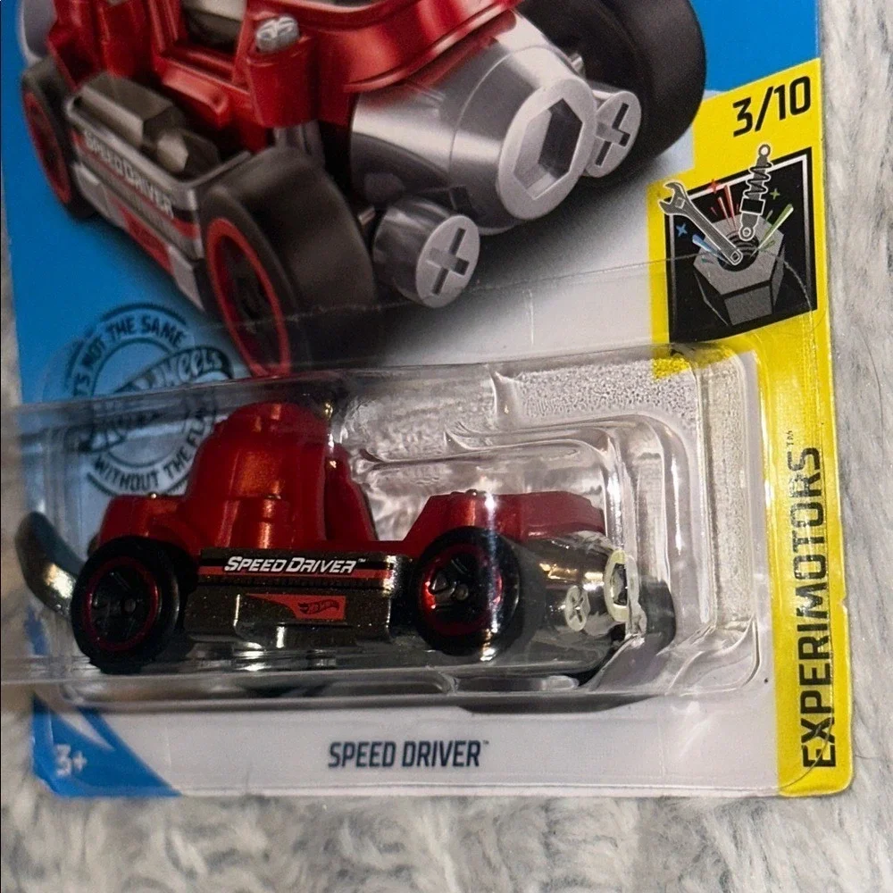 Hot Wheels Speed Driver Red Experimotors 3/10 77/250 New for 2020 Diecast Car